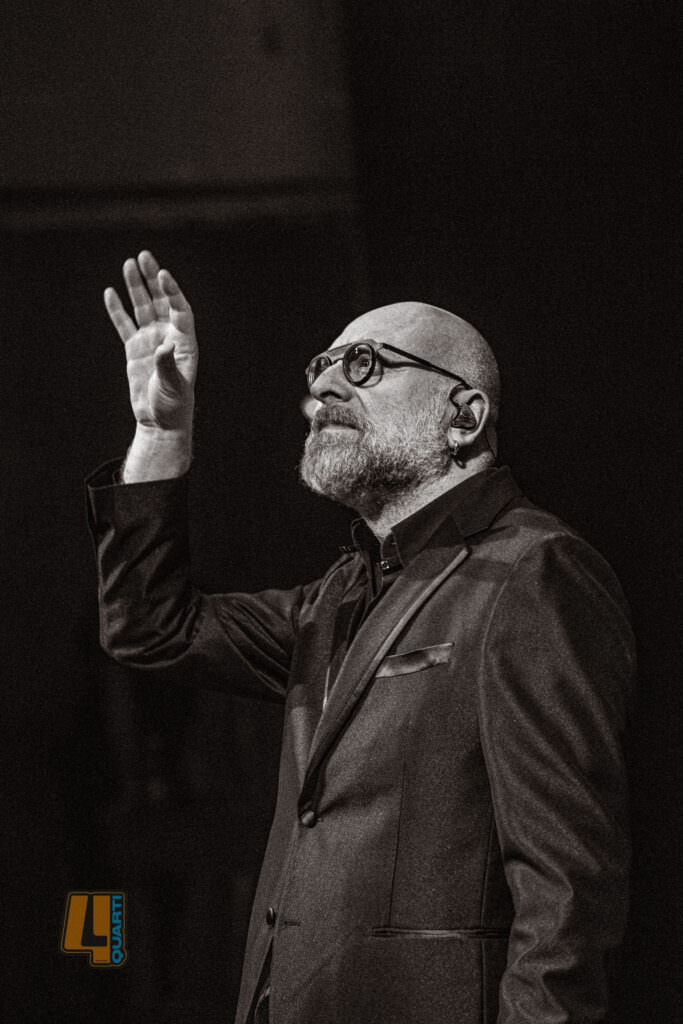 03F2FC1B B2B8 4EE9 8B0F 896BF74D6C4C