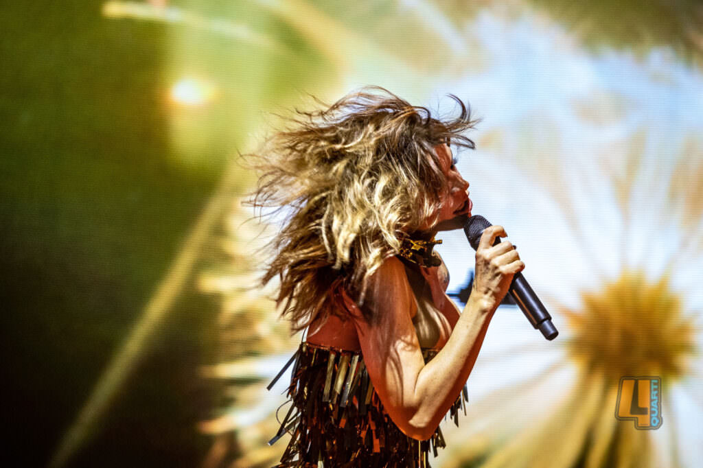 BEA48C01 4030 434F A70A BC0C2C6A7A17