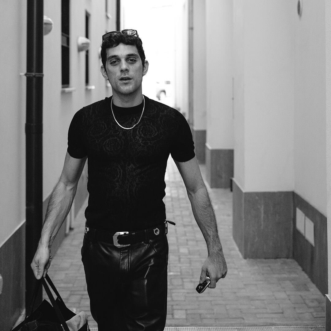 Sanremo 2025. Trenta big e tanti hitmaker: tutto il cast, nome per nome 20 Snapinsta.app 462700684 18473380834007945 6870222387744713742 n 1080 edited