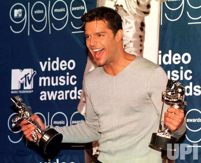 Ricky Martin riceverà il primo “Latin Icon Award” ai MTV VMA 2025: celebrazione di una carriera leggendaria 1 NYP99091010