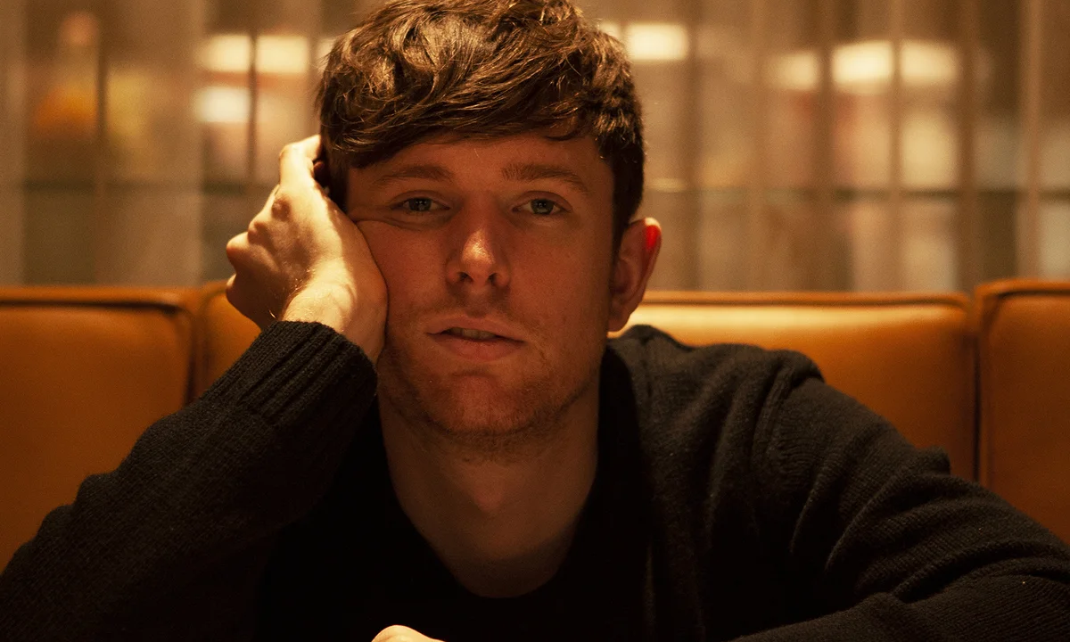 James Blake trasforma il sogno in musica con “I had a dream she took my hand”, in attesa del nuovo album