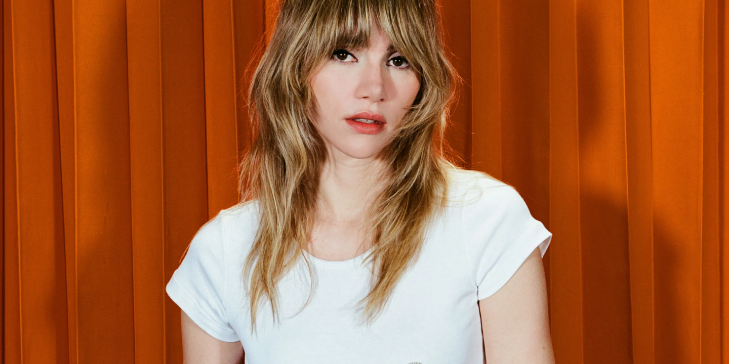 Suki Waterhouse
