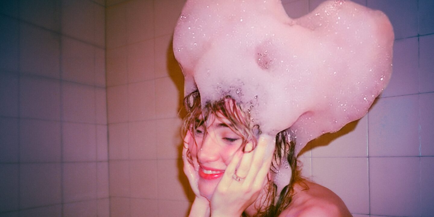 Suki Waterhouse